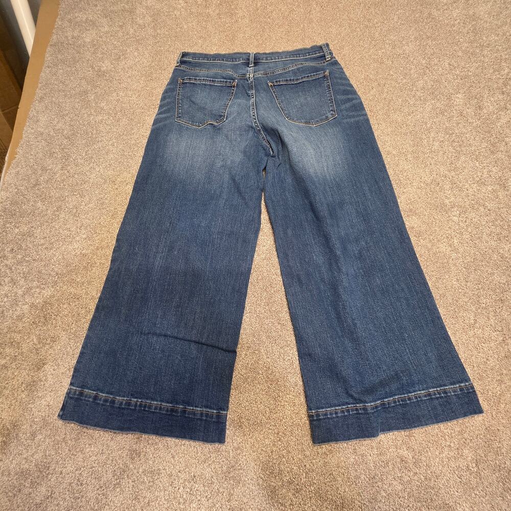 Trendy Boho a.n.a A New Approach High-Rise Wide Leg Crop Jeans sz 12 Medium Wash